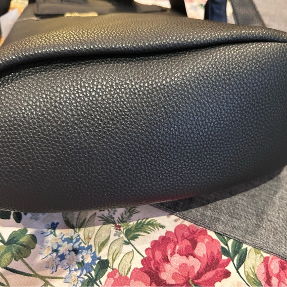 Chic Black Textured Backpack - Picture 9 of 9